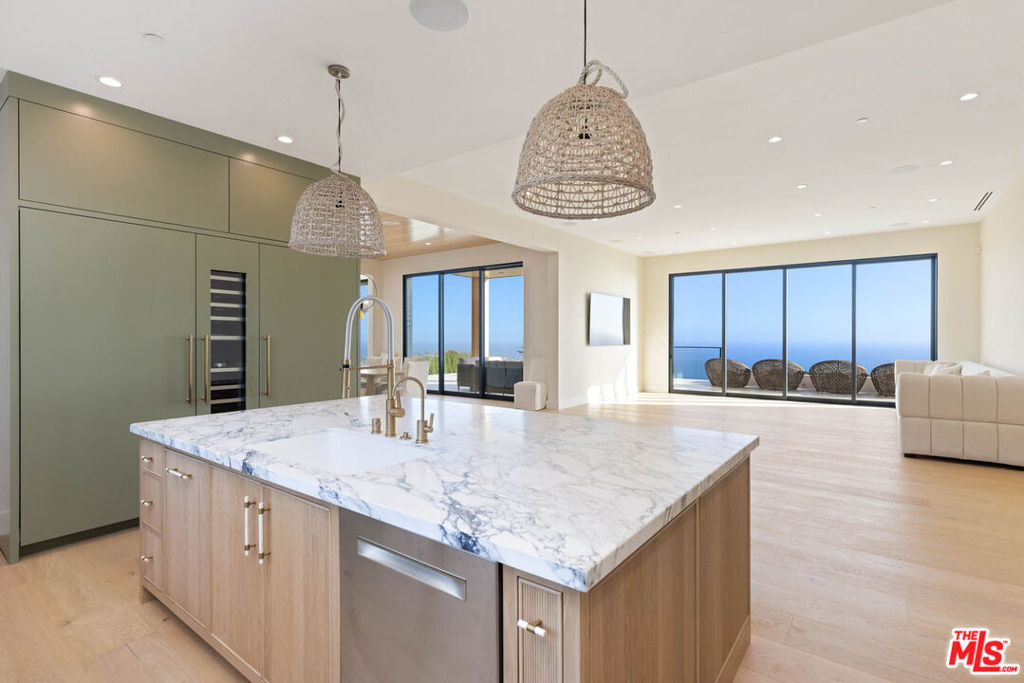 5366 Horizon Drive