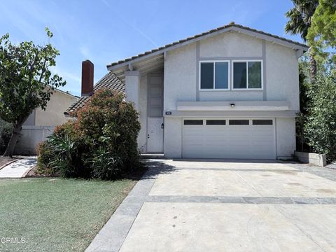 Photo of 435 Anacapa Circle, Thousand Oaks, CA 91320 (MLS # V1-35327)