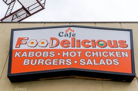 Photo of 8063 Vineland Avenue, North Hollywood, CA 91605 (MLS # SR25226518) Photo of 8063 Vineland Avenue, North Hollywood, CA 91605 (MLS # SR25226518)