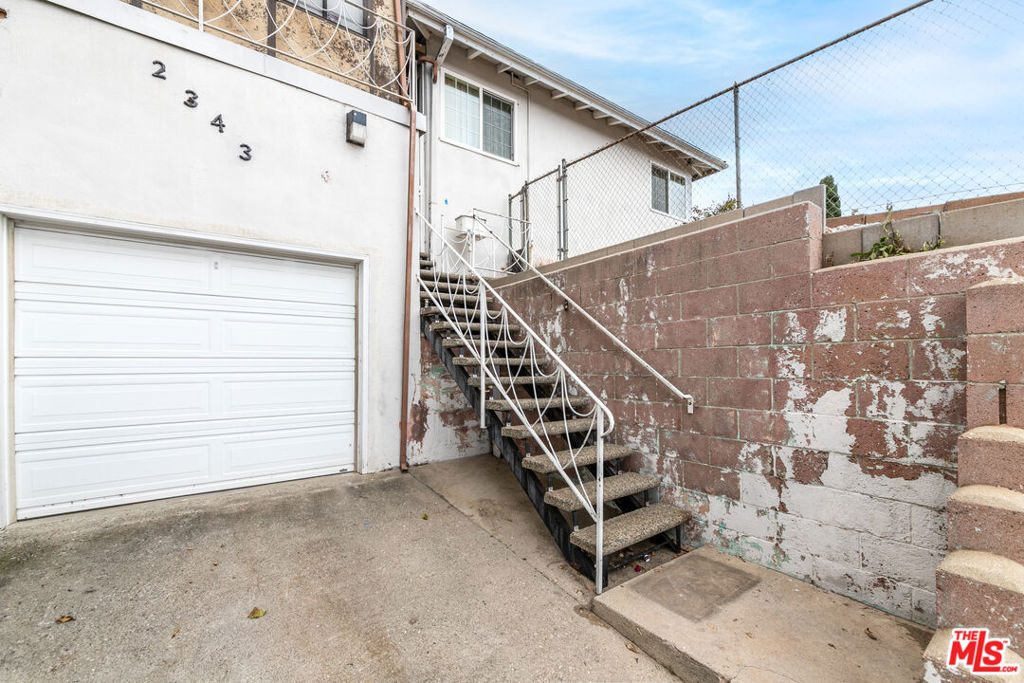 2343 Bullard Avenue