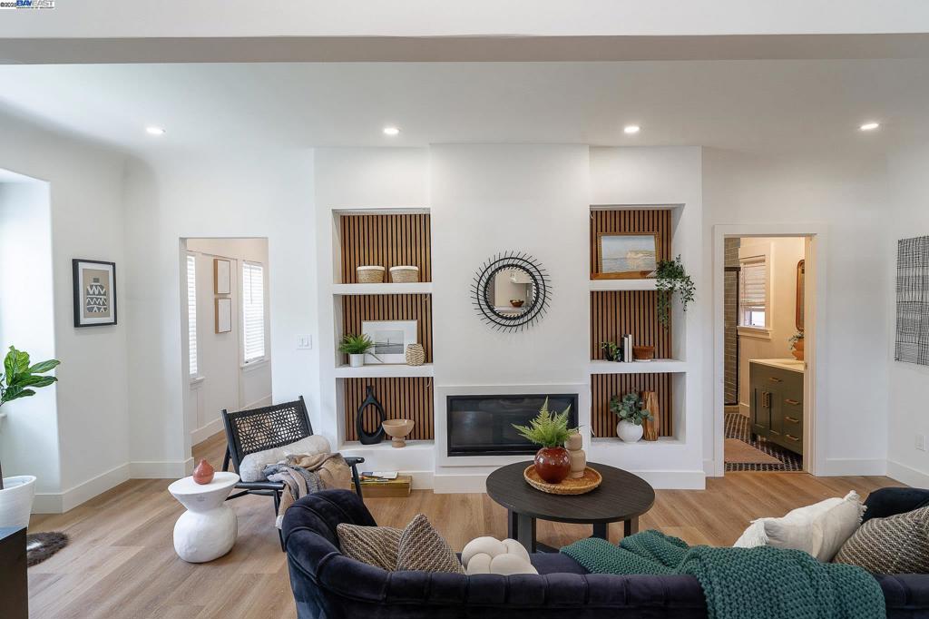 HARRINGTON - Residential