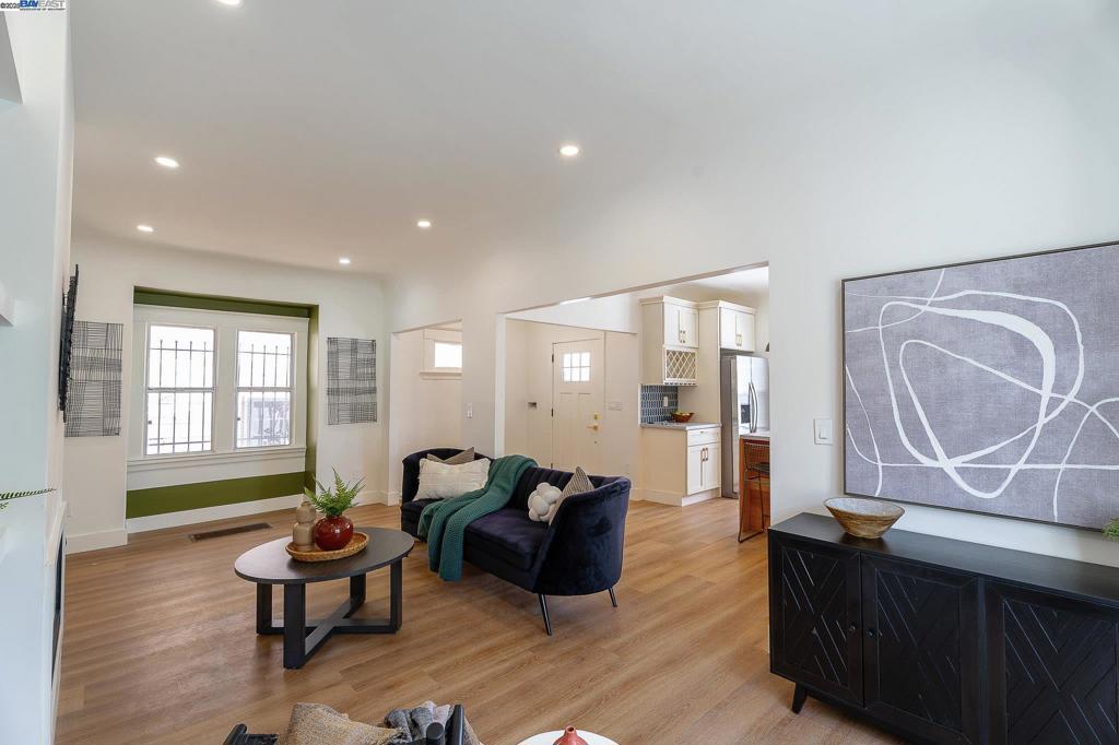 HARRINGTON - Residential