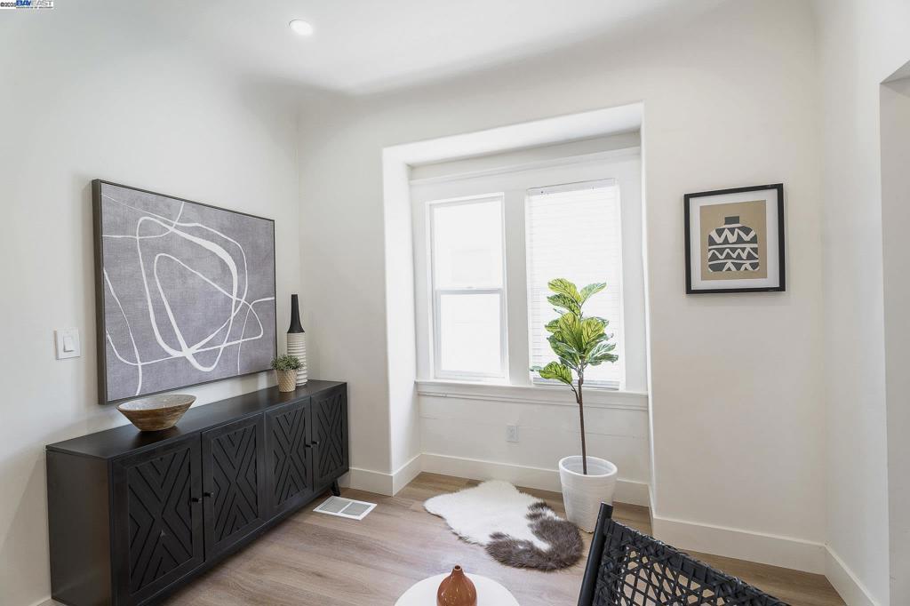 HARRINGTON - Residential