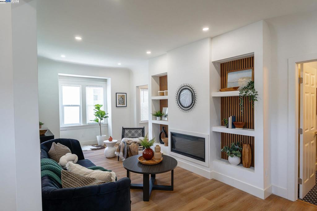 HARRINGTON - Residential
