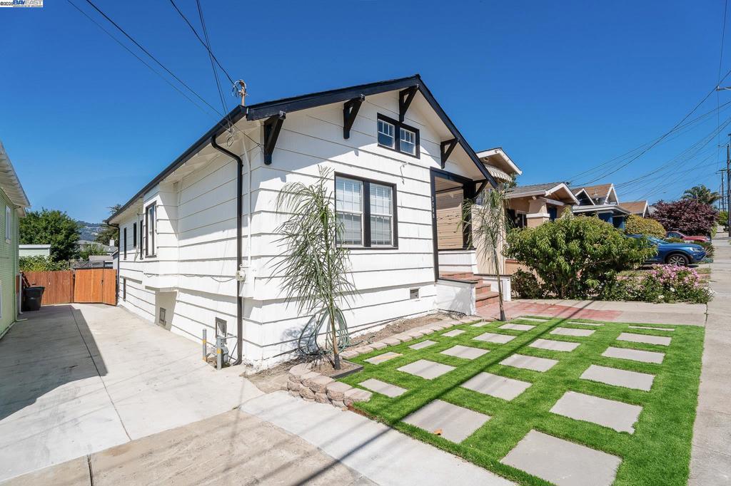 HARRINGTON - Residential