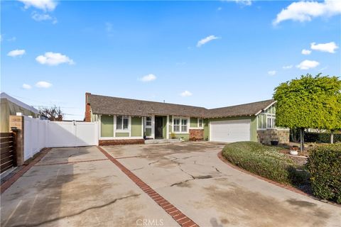 11681 Daniel Avenue Garden Grove CA 92840