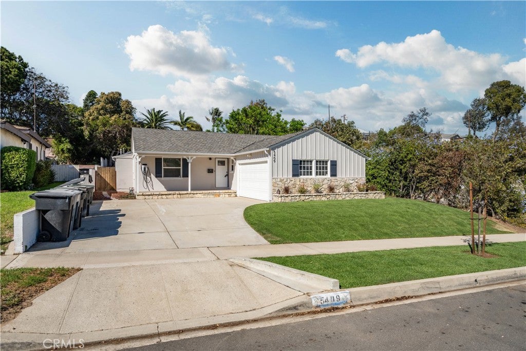 5409 Calle Mayor