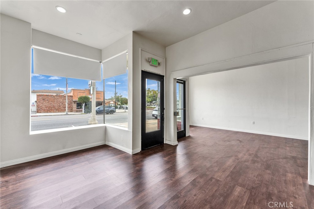 9085 Las Tunas Drive