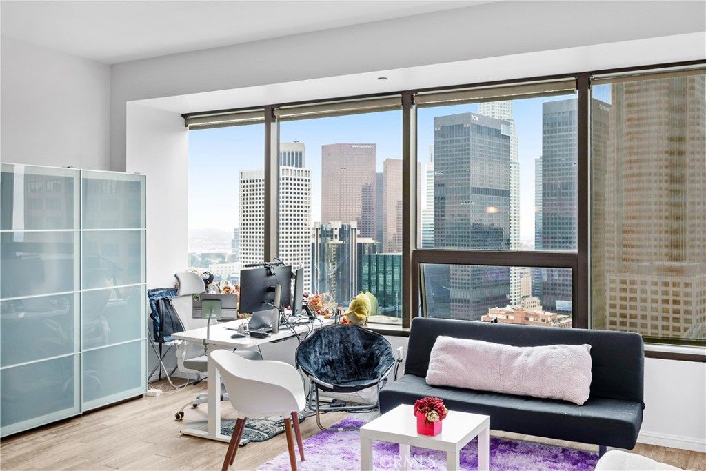 1100 Wilshire Boulevard 2607
