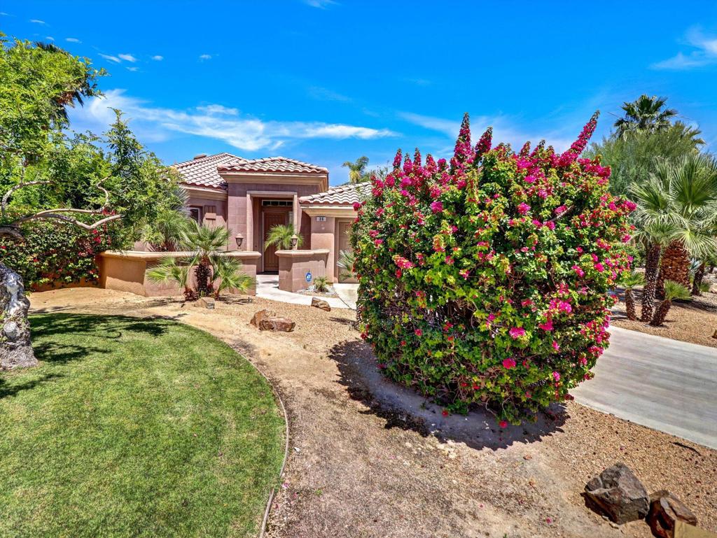 36 Vista Mirage Way