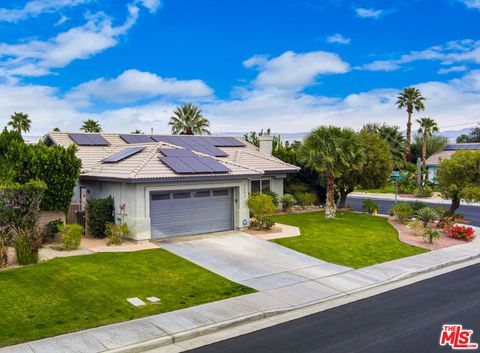 Photo of 1602 Olga Way, Palm Springs, CA 92262 (MLS # 26649683)