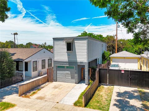 Photo of 243 E Home ST, Long Beach, CA 90805 (MLS # SB26146876)