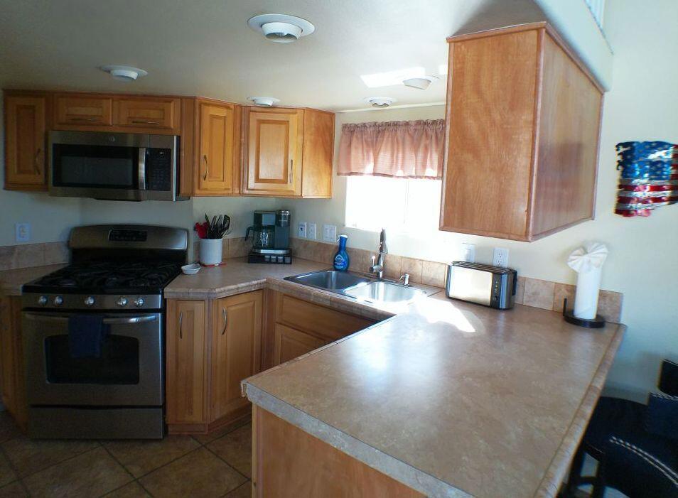 Rancho Casa Blanca - Manufactured In Park