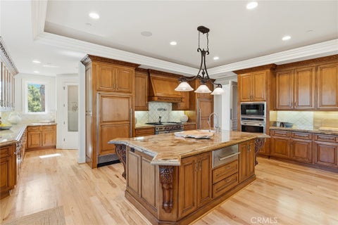 Tiny photo for 988 Candlecrest Drive, Westlake Village, CA 91362 (MLS # SR26025764)