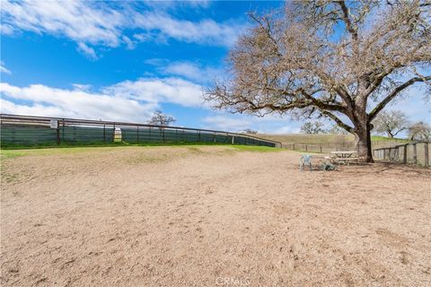 Tiny photo for 4970 Pretty Doe Lane, Paso Robles, CA 93446 (MLS # NS26060863)