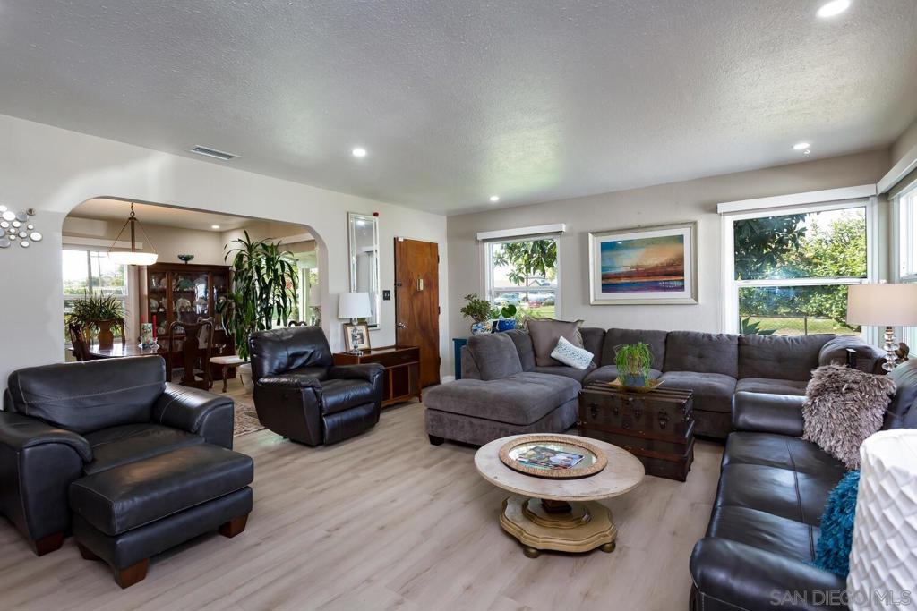 2905 Buena Vista Avenue