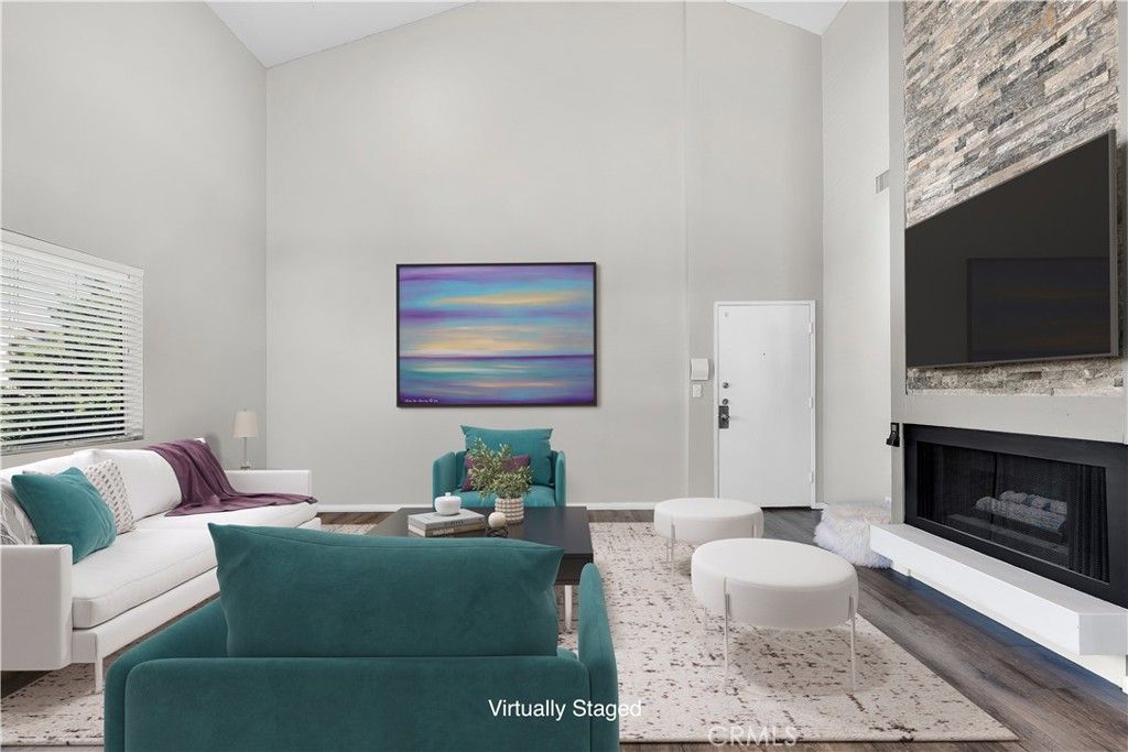 Photo of 18445 Hatteras St #403, Tarzana, CA 91356 (MLS # SR26036126)