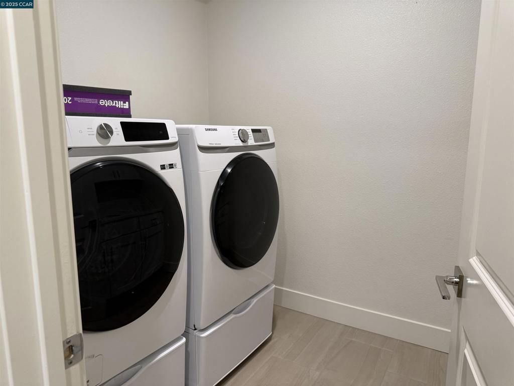 DANVILLE - Residential Lease