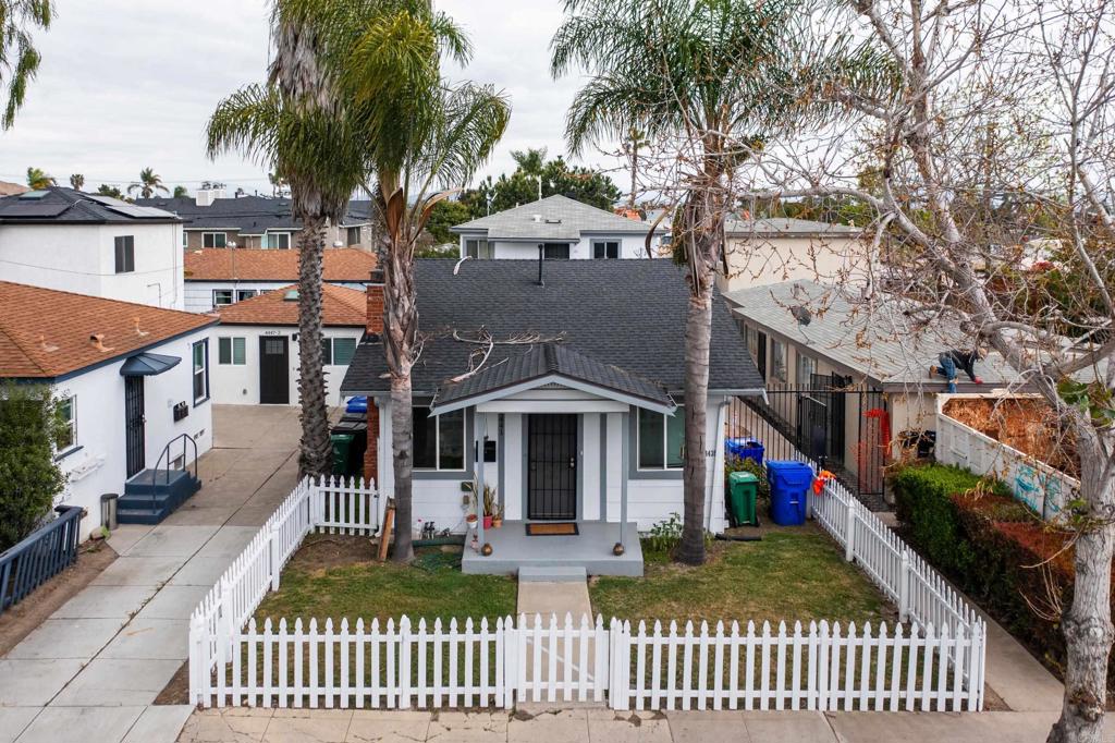 4441 Cherokee Avenue