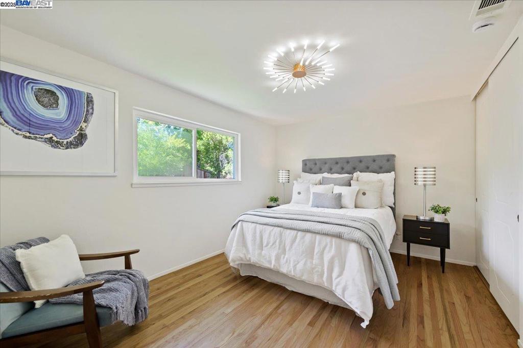 HIGHLAND OAKS - Residential