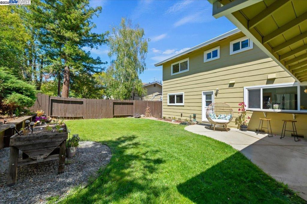 HIGHLAND OAKS - Residential