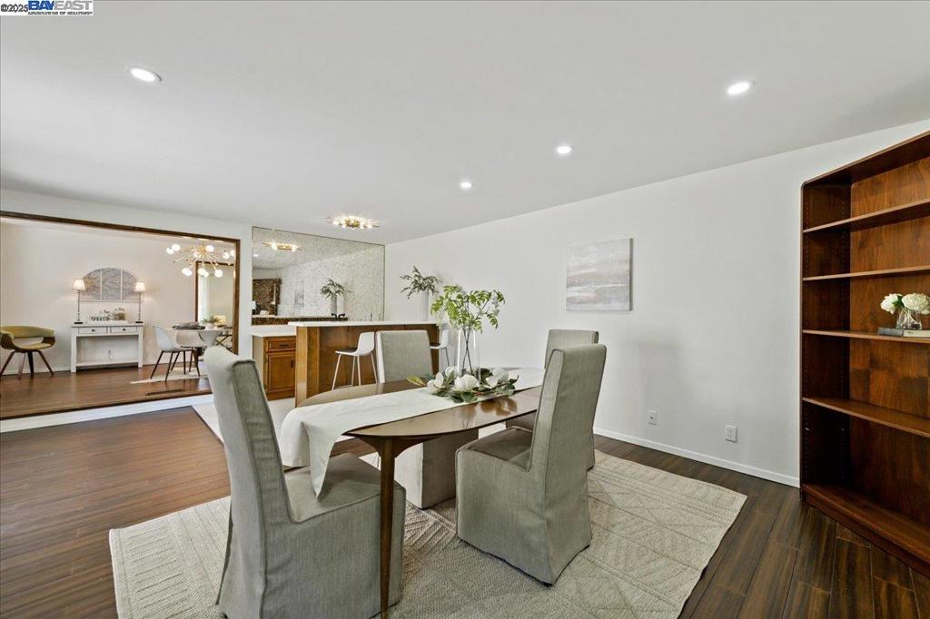 HIGHLAND OAKS - Residential