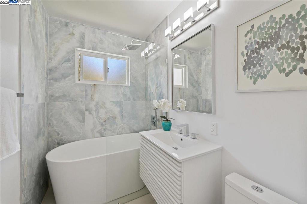 HIGHLAND OAKS - Residential