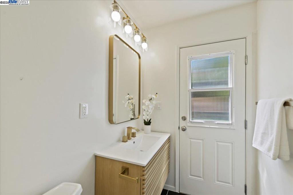 HIGHLAND OAKS - Residential