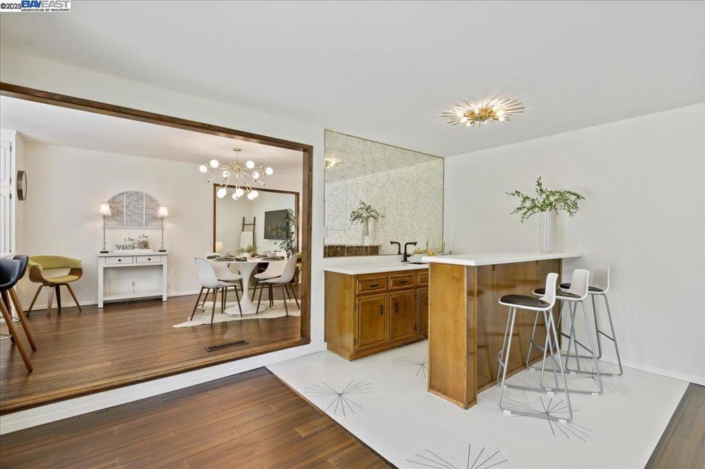 HIGHLAND OAKS - Residential