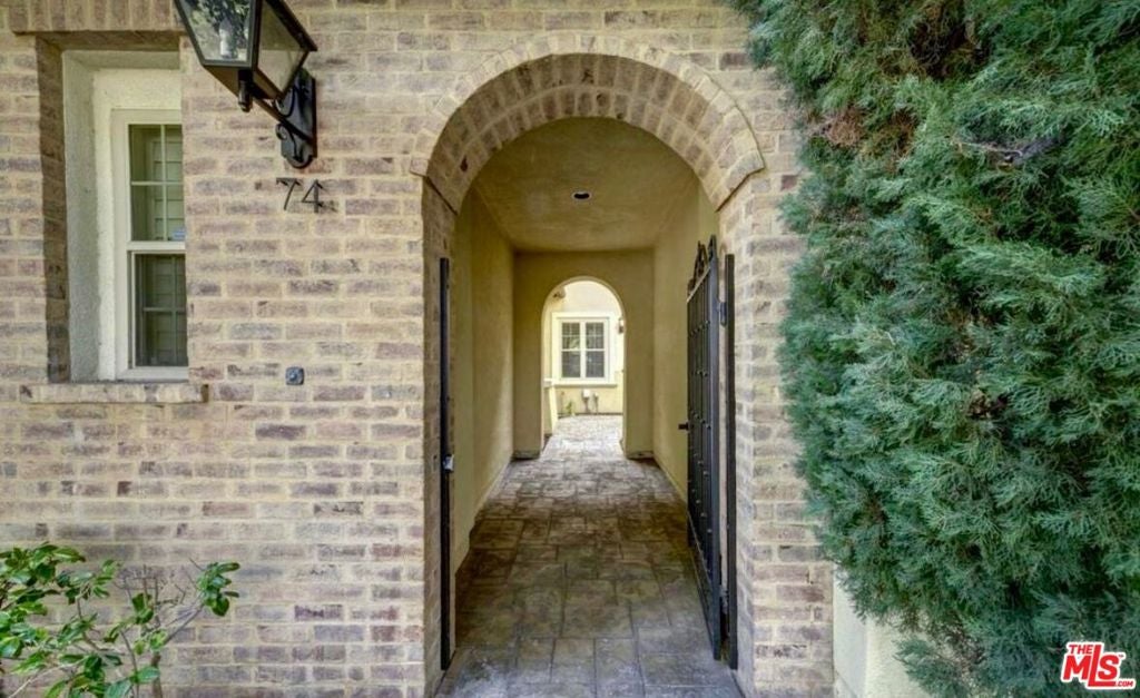 74 Townsend