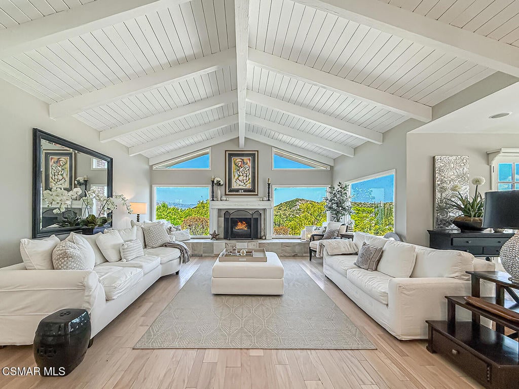5 Concho Lane