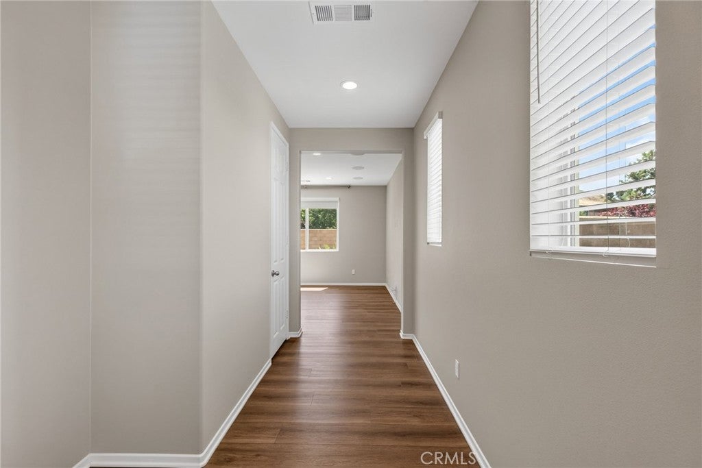 24170 Hillcrest 1