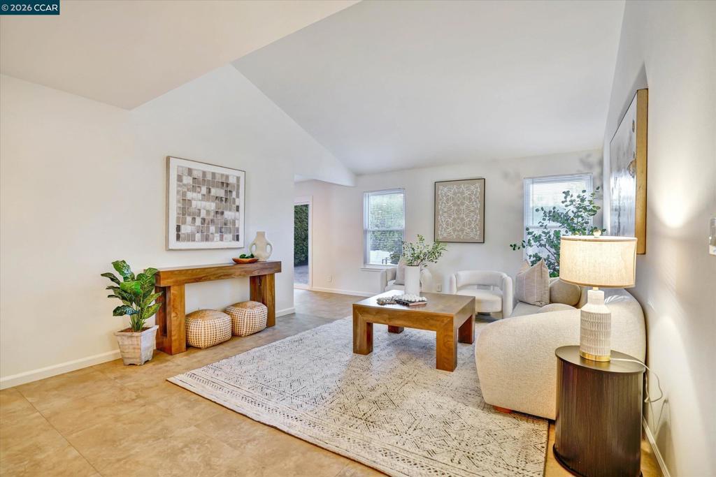 2816 Aptos Way