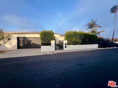 Photo of 4132 Punta Alta Drive, Los Angeles, CA 90008 (MLS # 26846461)