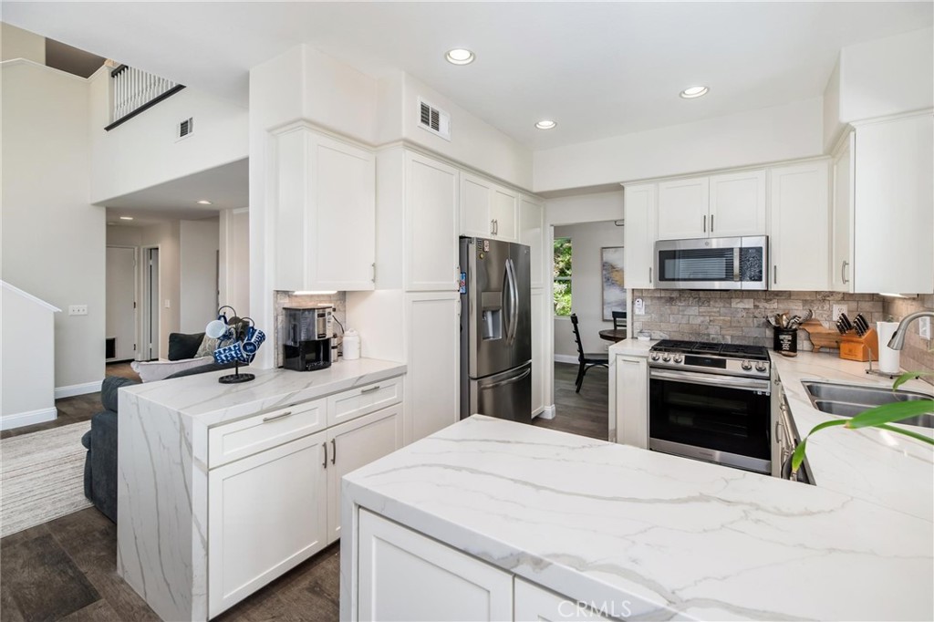 Cresta Vista (CRV) - Residential