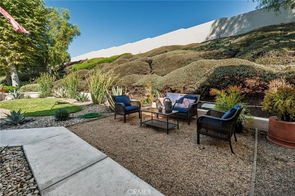 Rancho Santa Margarita, California 92688, United States, 4 Bedrooms Bedrooms, ,3 BathroomsBathrooms,Residential,Active,220445