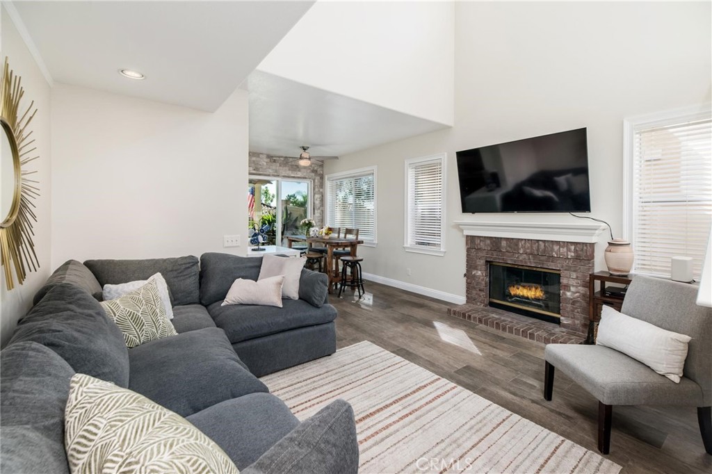 Cresta Vista (CRV) - Residential