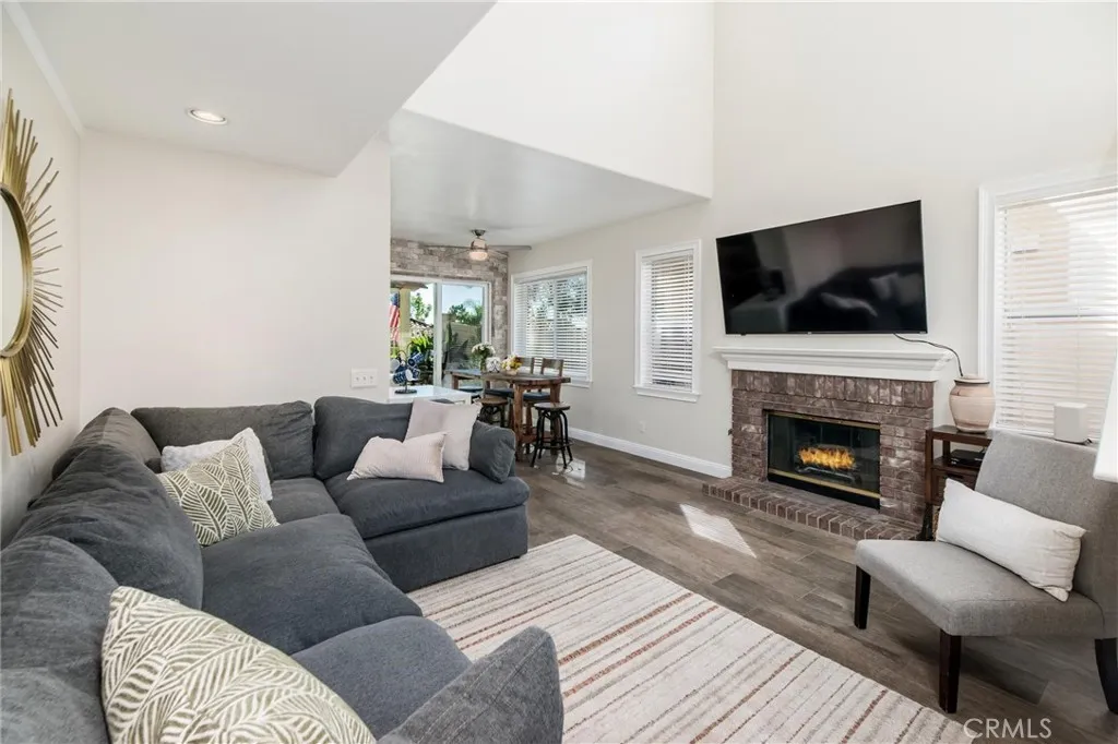 Rancho Santa Margarita, California 92688, United States, 4 Bedrooms Bedrooms, ,3 BathroomsBathrooms,Residential,Active,220445