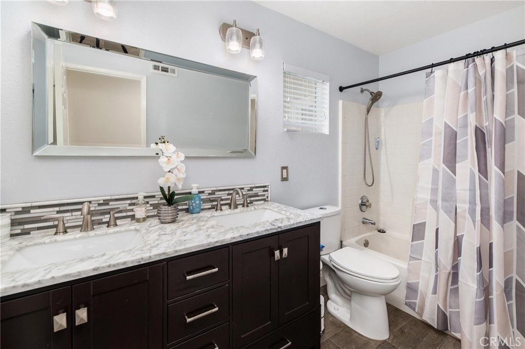 Cresta Vista (CRV) - Residential