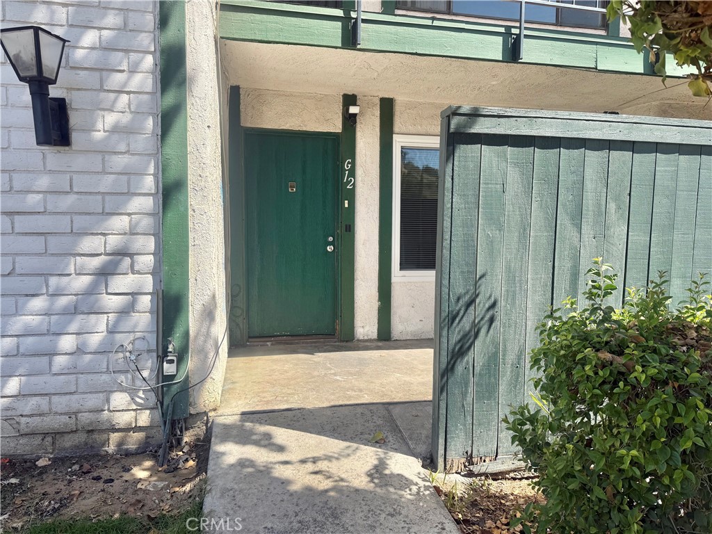 1735 E Washington Street G12