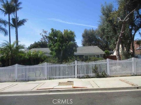 Photo of 13571 Laurinda Way, Santa Ana, CA 92705 (MLS # OC26071167)