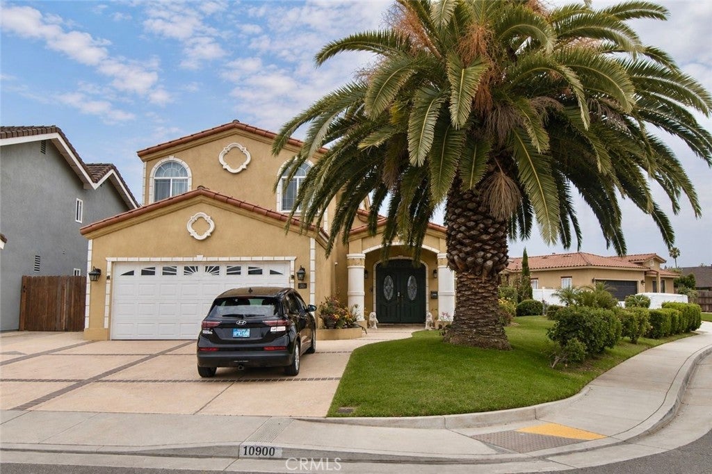 10900 La Flor, Fountain Valley CA 92708 - Photo 1