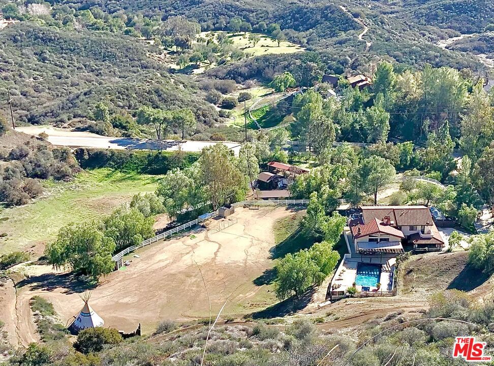 25615 Mulholland Highway