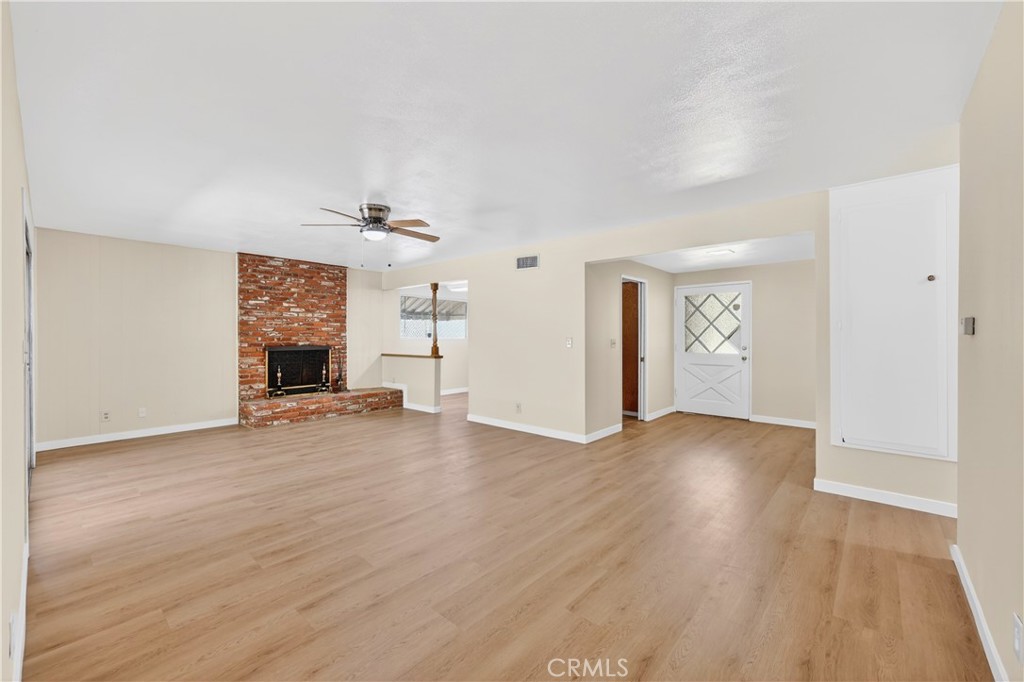21215 Pontine