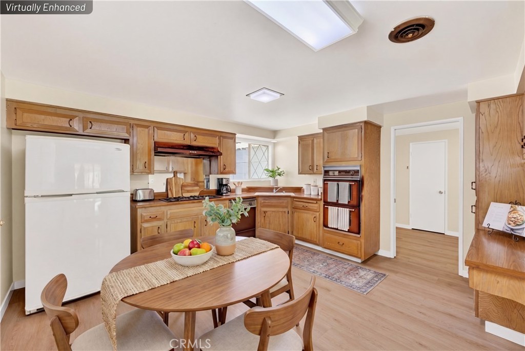 21215 Pontine