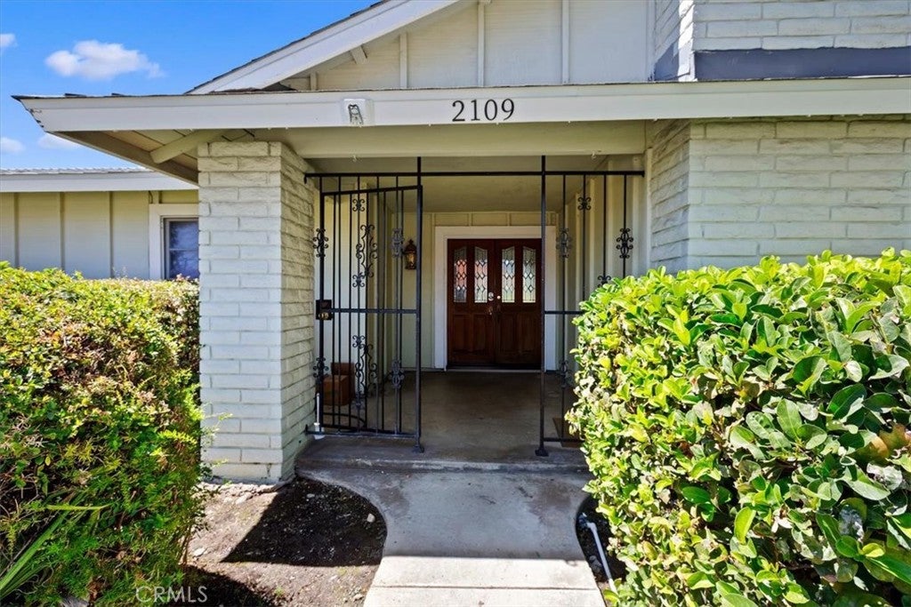 2109 N San Antonio