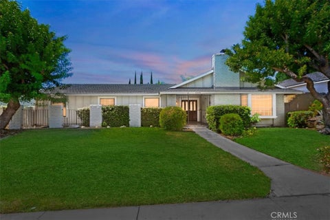 Photo of 2109 N San Antonio AVE, Upland, CA 91784 (MLS # CV26190259)