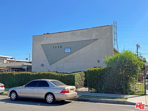 Photo of 1130 W 97th Street, Los Angeles, CA 90044 (MLS # 26662685)