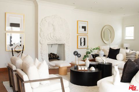 Photo of 1031 Cove Way, Beverly Hills, CA 90210 (MLS # 25582787) Photo of 1031 Cove Way, Beverly Hills, CA 90210 (MLS # 25582787)