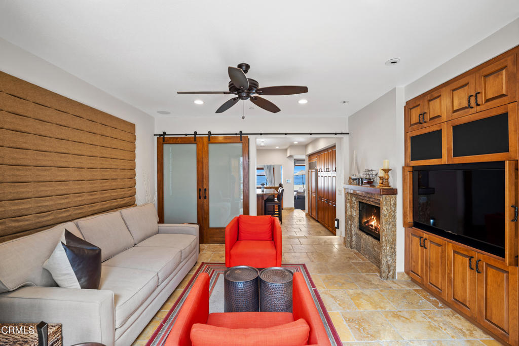 Oxnard Shores 01 - 127701 - Residential